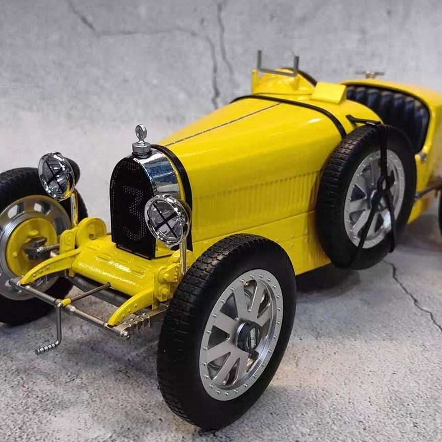 Vintage Toys Collection - Коллекционная модель автомобиля NOREV 1/12 Bugatti