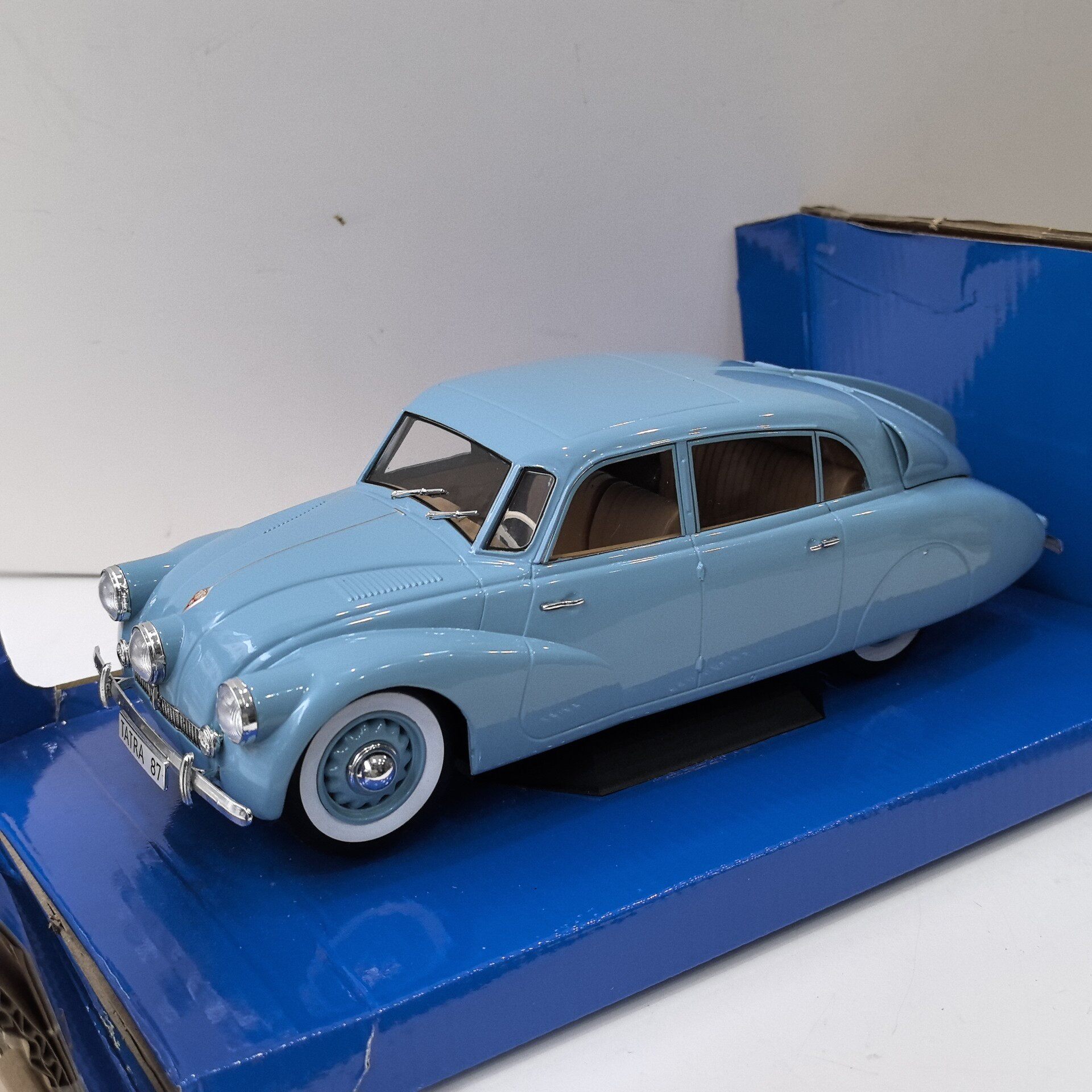 Модель автомобиля MCG Diecast  – обзор и цена Vintage Toys Collection